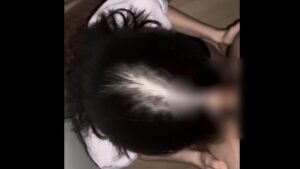 สาวม.ปลายไทยตัวเล็ก โดนแฟนควยใหญ่ซอยหีโครตแรง เย็ดสดแตกคาห้องน้ำ