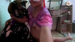 คลิปหลุด Onlyfans น้องนมใหญ่ตัวเล็ก ถูกแฟนควยใหญ่เย็ดสดซอยหีแรงแตกคาหี