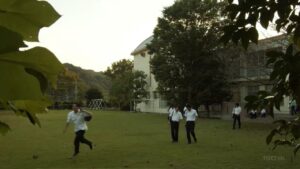 ครูสาวแว่นหน้าเนียน โดนเย็ดสดในห้องเรียนหลังเลิกซอยหีแตกในคารูฟิต