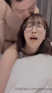 สาวไทยหุ่นดีโดนควยใหญ่ซอยหีแตกในคาห้อง